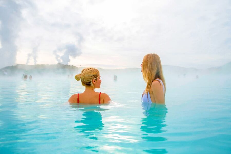 Reykjavík: Golden Circle Minibus Tour & Blue Lagoon Transfer - Kerid Crater: a quick look into Iceland’s volcanic past