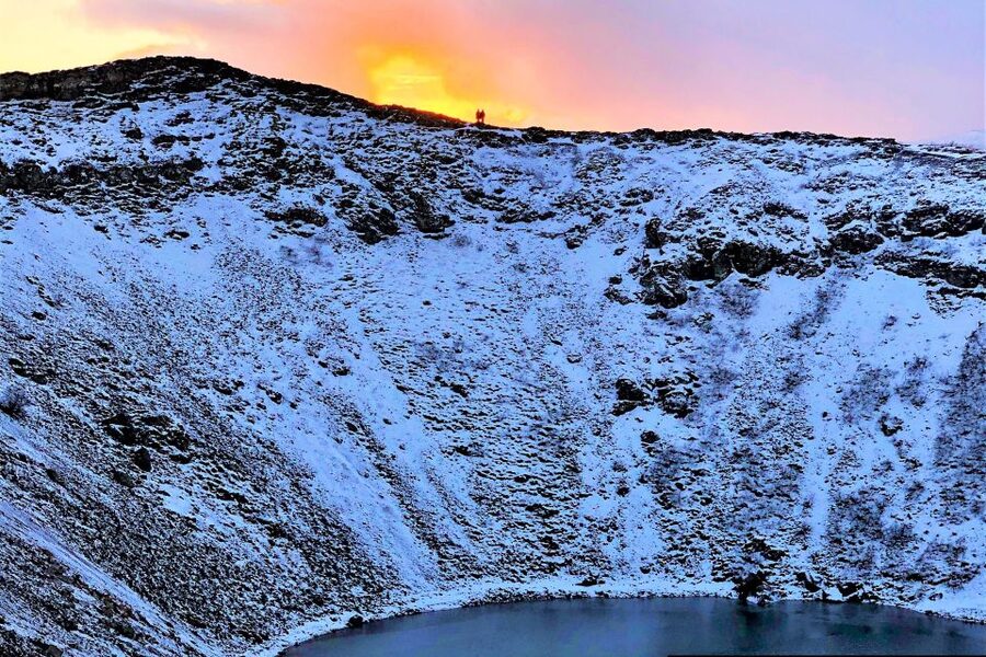Reykjavík: Golden Circle Minibus Tour & Blue Lagoon Transfer - Thingvellir National Park and the North Atlantic rift
