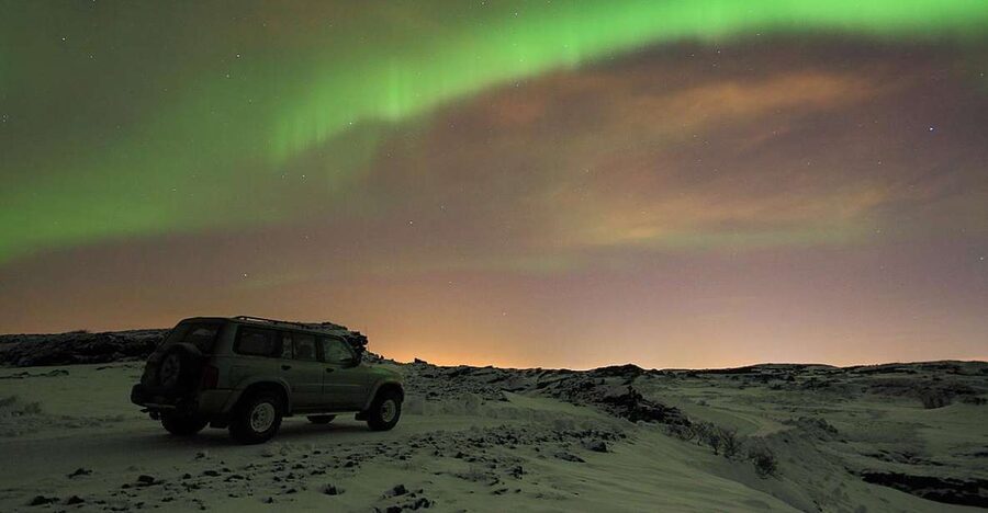 Reykjavik: Golden Circle & Northern Lights 4x4 Tour - One long day from Reykjavik to the night sky