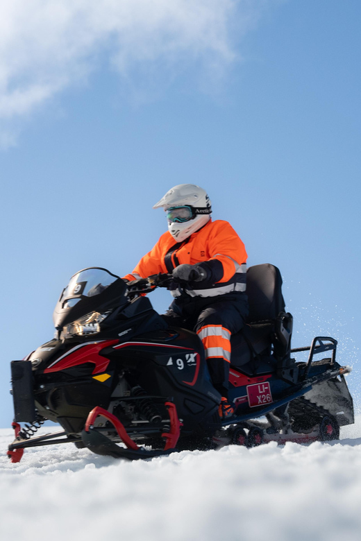 Reykjavik: Golden Circle Super Jeep Tour with Snowmobiling - Who should book this Super Jeep day