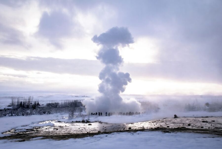 Reykjavik: Golden Circle, Tomato Farm and Kerið Crater Tour - Is $152 a fair price?