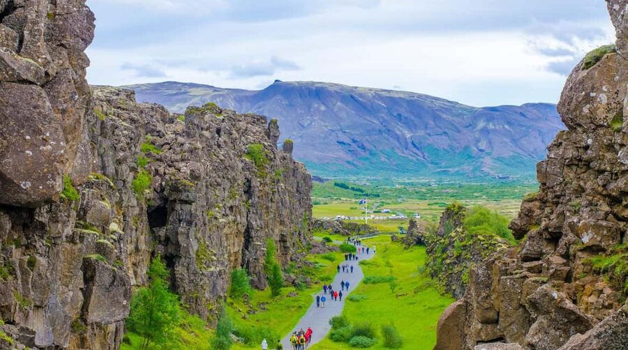 Reykjavik: Golden Circle Tour and Sky Lagoon Entry Ticket - Who should book this day?