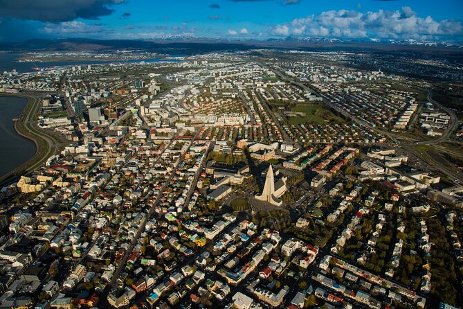 Reykjavik Helicopter Private Tour of Volcanoes - What the private group format is worth