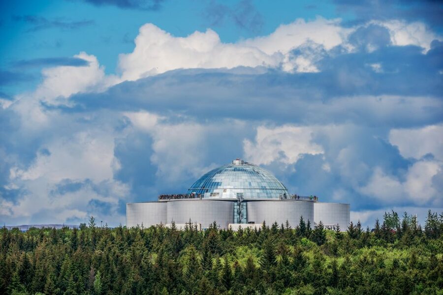 Reykjavík: Hop-On Hop-Off Bus and Perlan Museum Entry Ticket - Key points to know before you book
