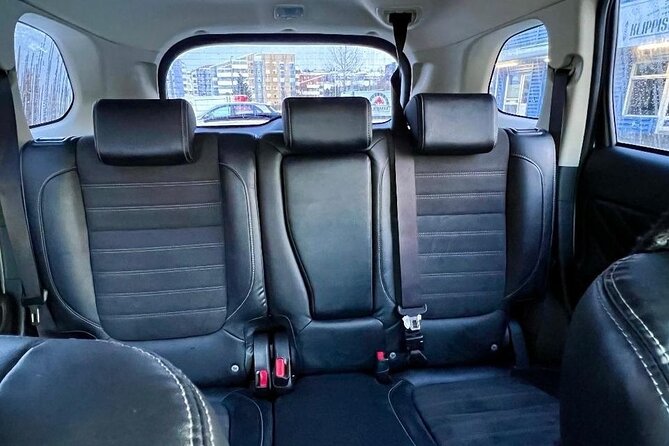 Reykjavik Iceland : Private transfer From / To KEF airport - Meeting your driver inside Keflavik Airport