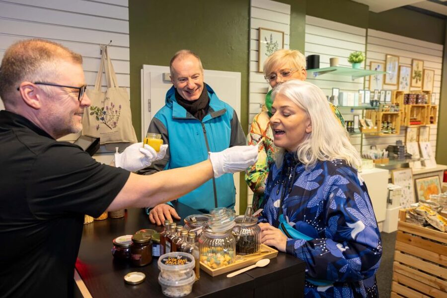 Reykjavik: Icelandic Food Tour - The final restaurant includes food, conversation, and a drink