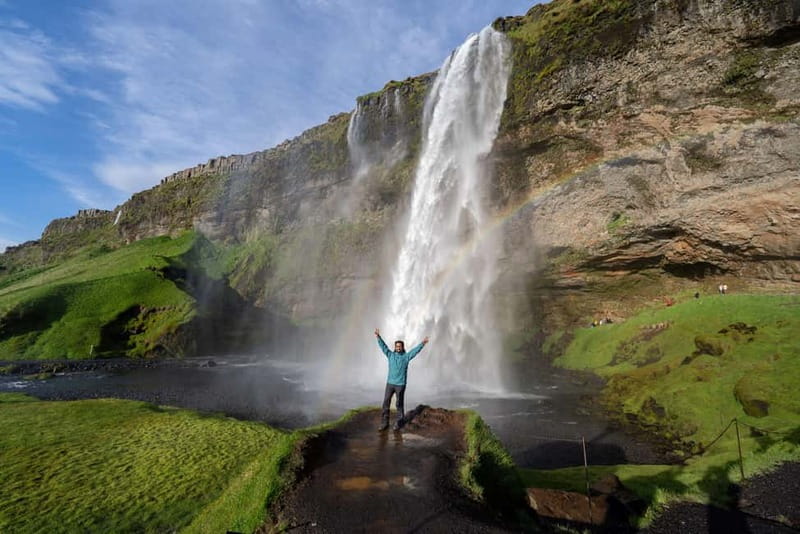Reykjavik: Katla Ice Cave & South Coast Waterfalls Tour - Leaving Reykjavik for the South Coast