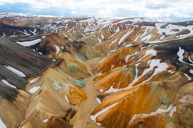 Reykjavík: Landmannalaugar & Icelandic Highlands Super Jeep Tour - Reykjavík pickup and the ride south