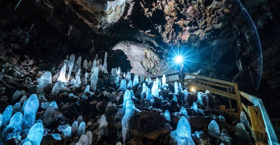 Reykjavik: Lava Cave, Hot Springs, and Waterfalls Tour - Deildartunguhver shows Iceland’s heat at close range