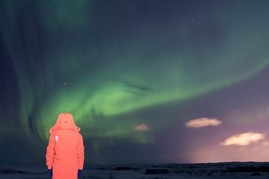 Reykjavik: Northern Lights Group Tour with Photos - Who will get the most from this tour
