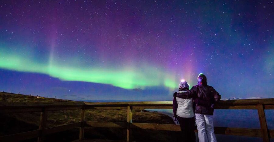 Reykjavík: Northern Lights Minibus Tour with Photos - Leaving Reykjavík for the dark sky