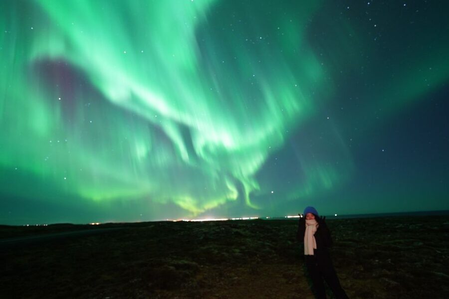 Reykjavik: Premium Northern Lights Tour with Free Photos - How the Northern Lights viewing actually feels