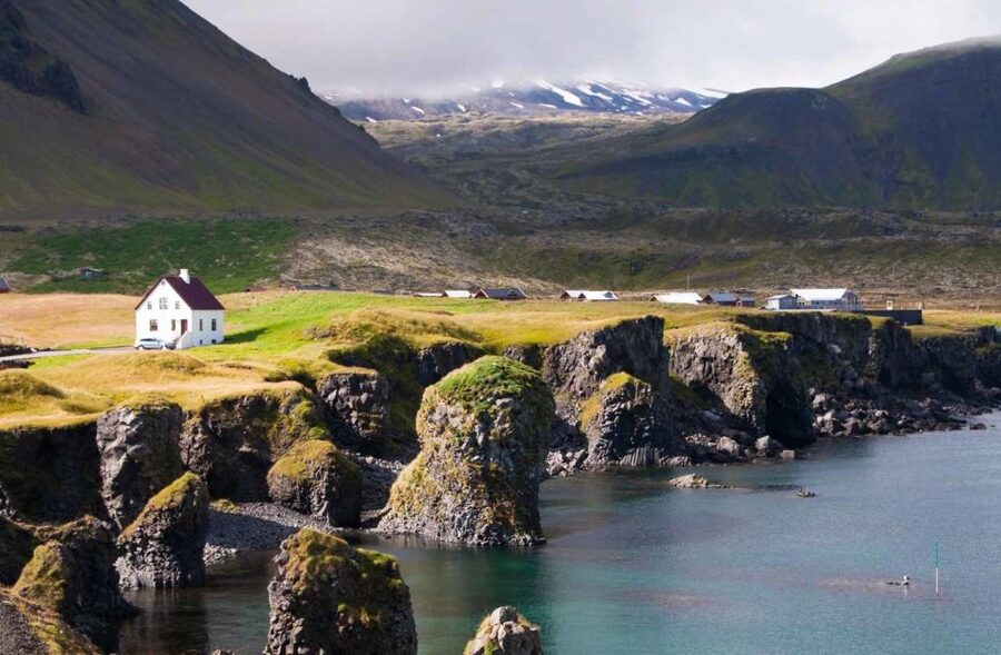 Reykjavik: Private Snaefellsnes and Kirkjufell Jeep Tour - What a private Jeep changes