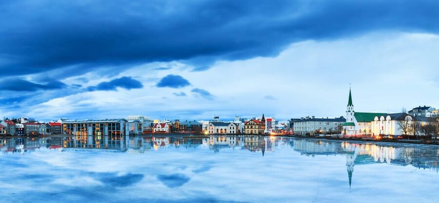 Reykjavik: Sightseeing Walking Tour with a Viking - Laugavegur and useful local advice