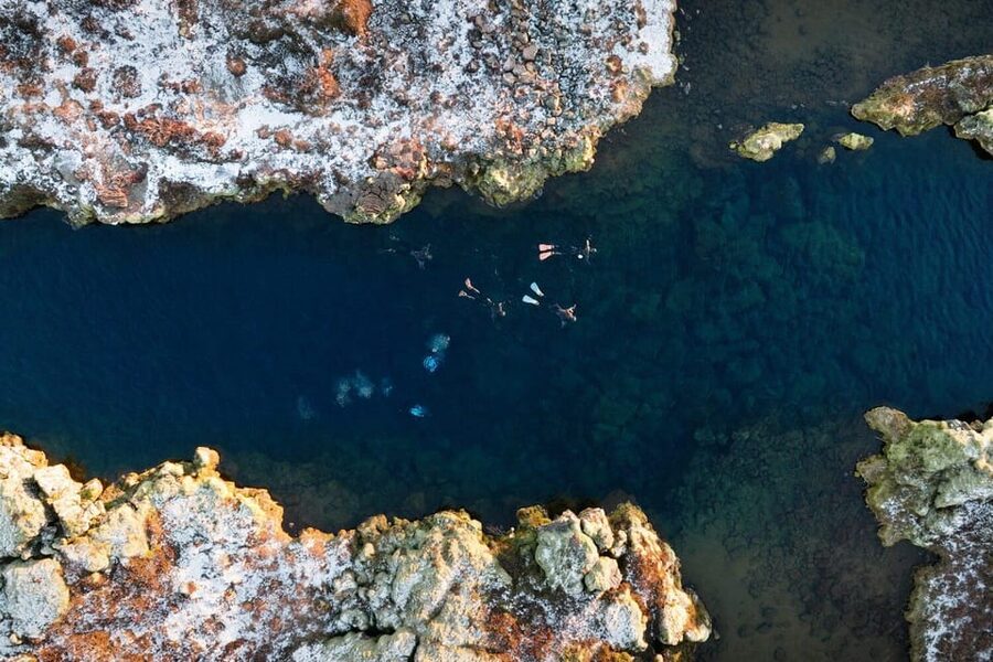 Reykjavík: Silfra Fissure Snorkeling between Two Continents - The safety briefing and first steps