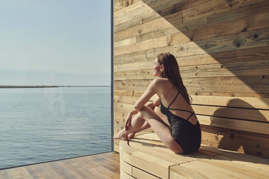Reykjavik: Sky Lagoon Entrance Pass With 7-Step Spa Ritual - Step 3: Ylur, the panoramic sauna