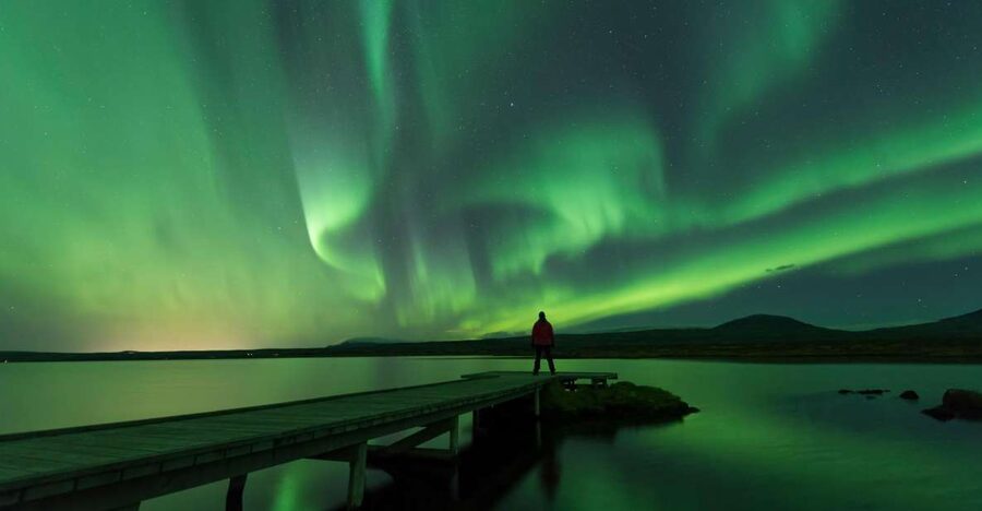 Reykjavik: Small Group Northern Lights Tour - Leaving Reykjavik for a darker sky