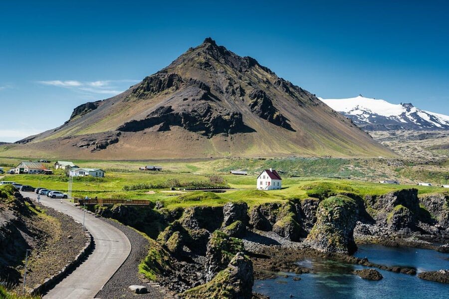Reykjavik: Snæfellsnes Day Trip with Vatnshellir Lava Cave - Arnarstapi’s Cliffs and Bárður