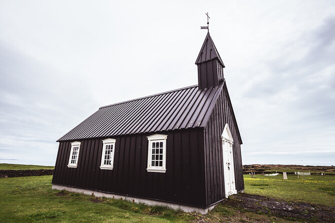 Reykjavík: Snæfellsnes & Kirkjufell Small Group Tour - What the Long Minibus Day Feels Like