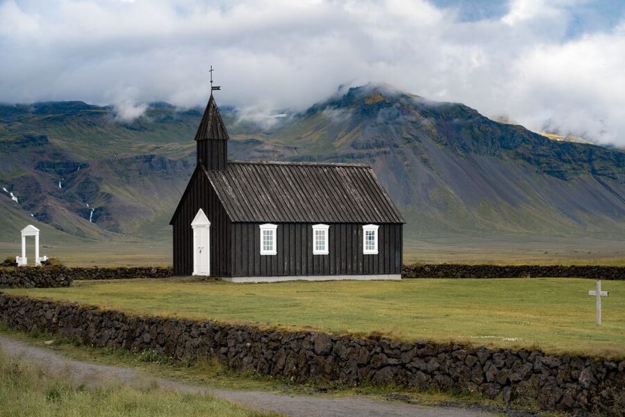 Reykjavik: Snaefellsnes & Mt. Kirkjufell Guided Minibus Tour - Key points to know before you book