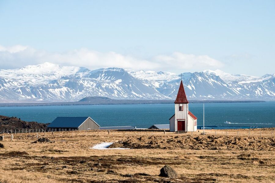 Reykjavik: Snaefellsnes & Mt. Kirkjufell Guided Minibus Tour - Djúpalónssandur and the hard edge of the coast