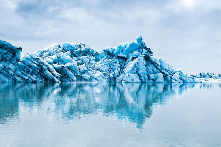Reykjavik: South Coast, Diamond Beach, and Jökulsárlón Tour - Hvolsvöllur gives you an early reset