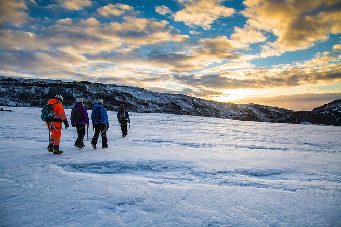 Reykjavik: South Coast, Waterfalls & Glacier Hike Small-Group - The group size and pace