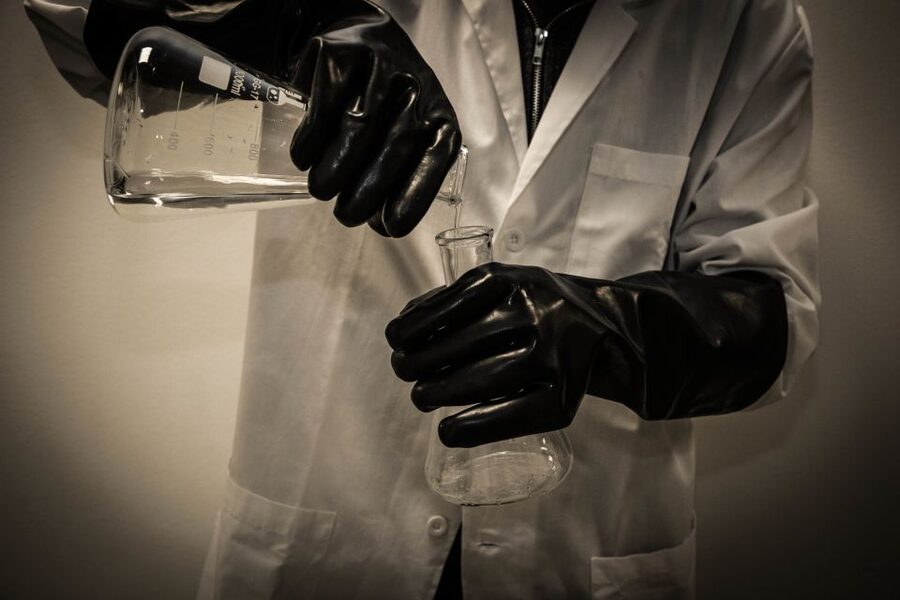 Reykjavik: The Scientist Escape Room Game - The Formula Gives the Search a Purpose
