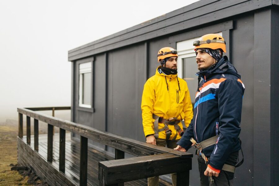 Reykjavik: Thrihnukagigur Volcano Guided Hiking Day Trip - Is $385 a fair price?