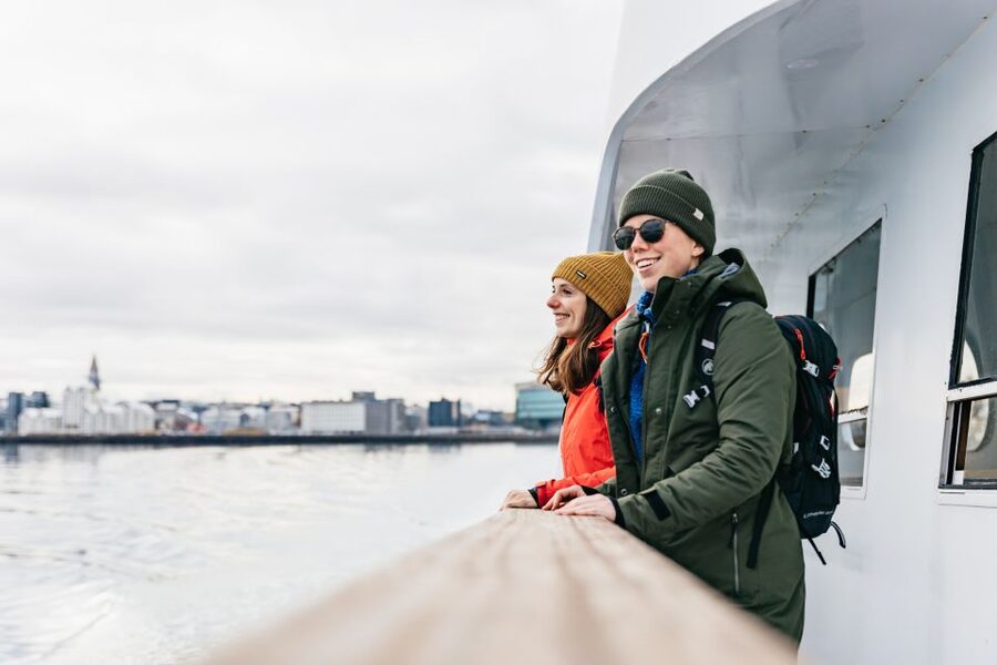 Reykjavík: Whale Watching Cruise on the Amelia Rose Yacht - The guide and wildlife ethics