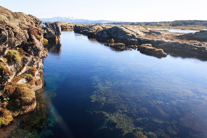 Silfra Drysuit Snorkeling with Free Photos - Meet on Location - What the three-hour timing really means