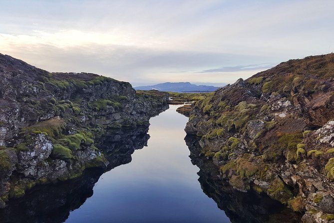 Silfra Drysuit Snorkeling with Free Photos - Meet on Location - Is $140 a fair price?