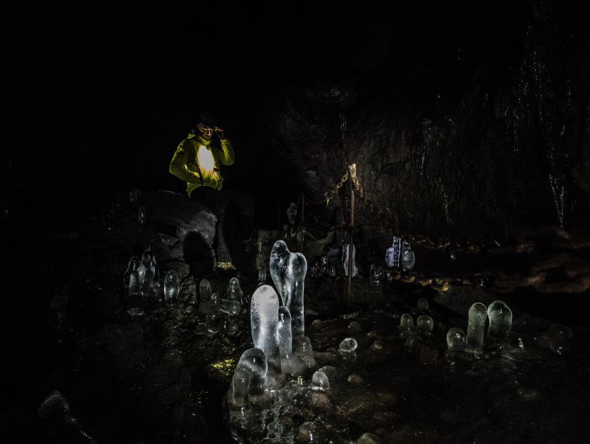 Silfra: Leidarendi Lava Caving & Snorkeling Tour with Photos - Two Icelandic worlds in one seven-hour day