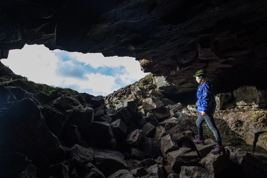 Silfra: Leidarendi Lava Caving & Snorkeling Tour with Photos - Should you book this Silfra and Leiðarendi tour?