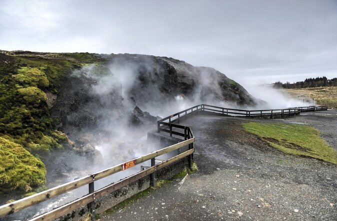 Silver Circle: Lava Cave, Waterfalls & Iceland Horses-Small Group - Why the Silver Circle makes a fine full-day outing