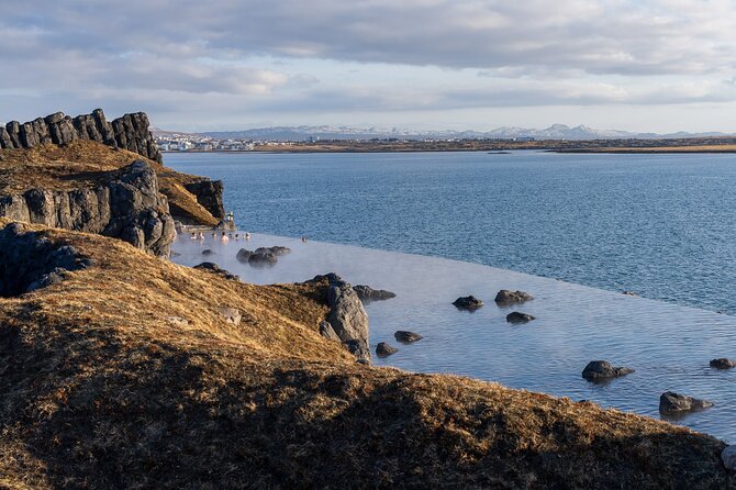 Sky Lagoon Ticket with 7-Step Ritual and Transfers from Reykjavik - Who will enjoy Sky Lagoon most