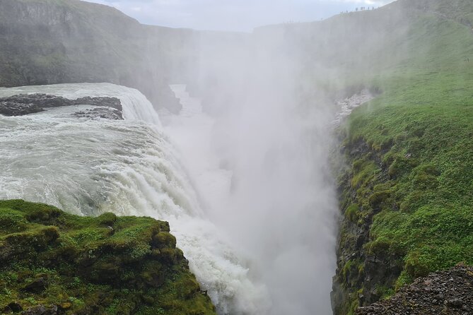 Small-Group Golden Circle, Sky Lagoon with Ticket & Kerid Crater - Geysir: the show starts when Strokkur blows