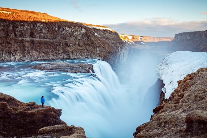 Small Group: Golden Circle Tour from Reykjavik Cruise Terminals - Port pickup is convenient, but give yourself time to find the van