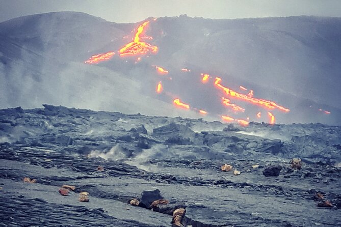 Small Group Volcano Hike with a Professional Geologist - What you learn from a professional geologist