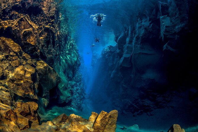 Snorkel the Silfra Fissure-Meet on Location (Free Photos & Cocoa) - Key points to know before you book