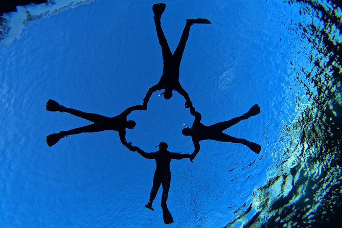 Snorkel the Silfra Fissure-Meet on Location (Free Photos & Cocoa) - The Silfra swim: clear water and bare rock