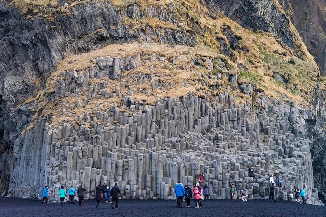 South Coast, Glacier Hike & Northern Lights from Reykjavik - What the guides add to the day