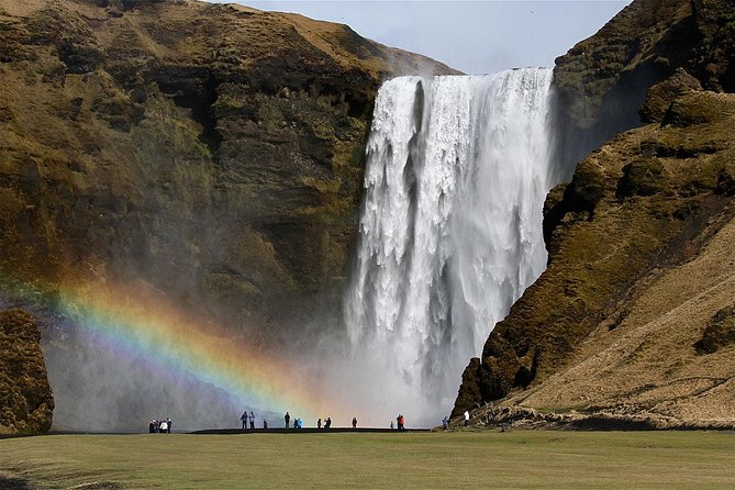 South Coast, Waterfalls and Black Beach Tour from Reykjavik - Solheimajokull: seeing a glacier without a glacier hike