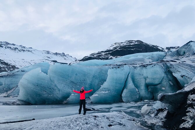 South Iceland Highlights and Northern Lights Combo Full-Day Tour - Skógafoss: start with Icelandic scale