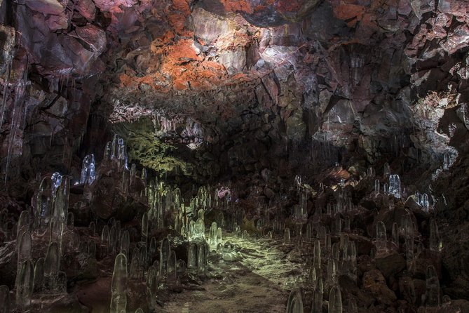 The Lava Tunnel Tour - Raufarhólshellir - What to wear and bring