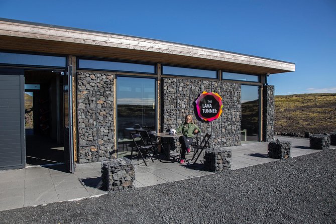The Lava Tunnel Tour with Transfer from Reykjavik - Photography, darkness, and the odd details underground