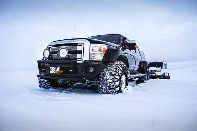 The Silver Circle and Glacier Visit - The guide and the value of a Super Jeep