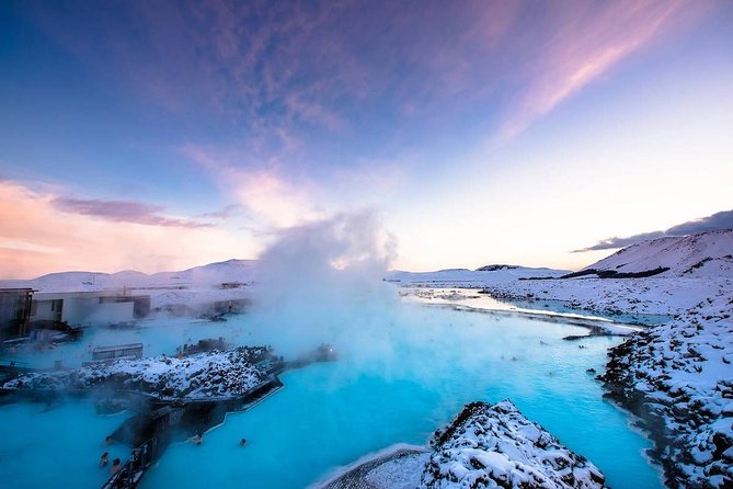 Unique bathing in an Icelandic hot springs at the Blue Lagoon - What the three-hour visit feels like