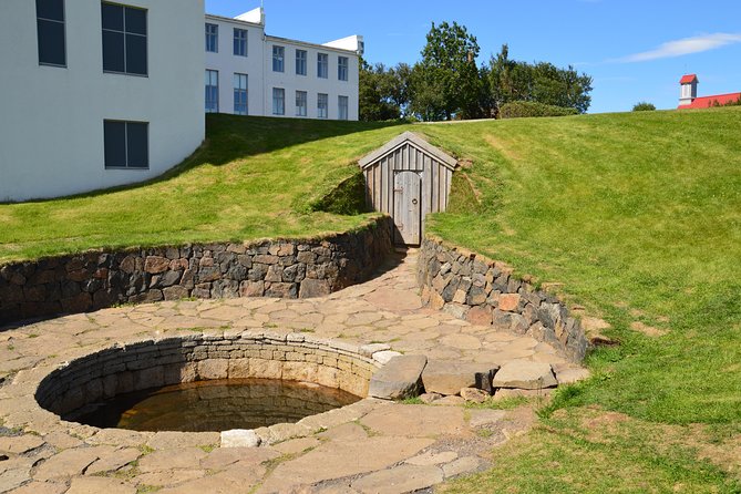 Unique West Iceland and Krauma SPA tour by minibus - The troll attraction: fun, brief, and optional in spirit