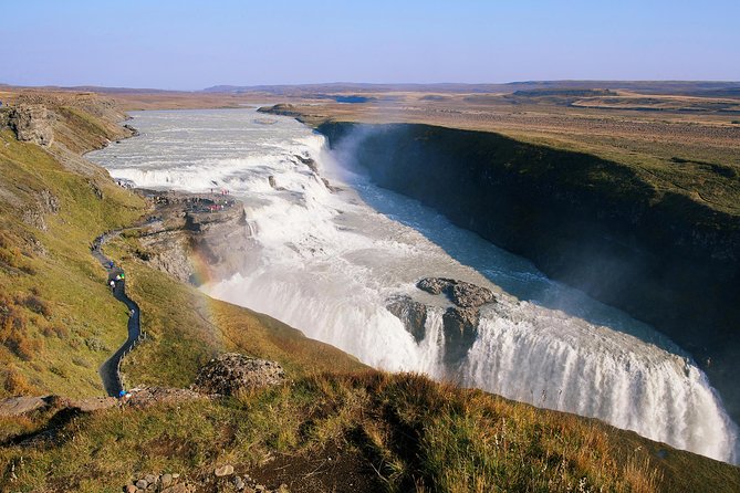 Whale Watching and Golden Circle Tour from Reykjavik - One day, two very different Icelands